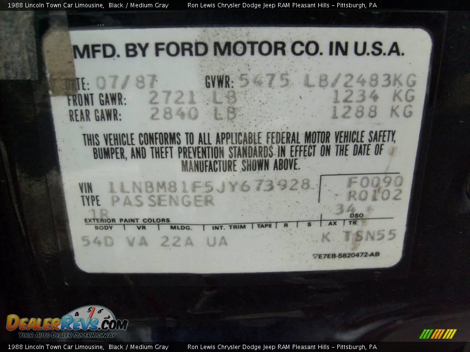 1988 Lincoln Town Car Limousine Black / Medium Gray Photo #22