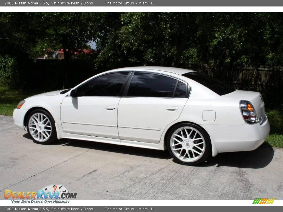 2003 Nissan Altima 2.5 S Satin White Pearl / Blond Photo #6