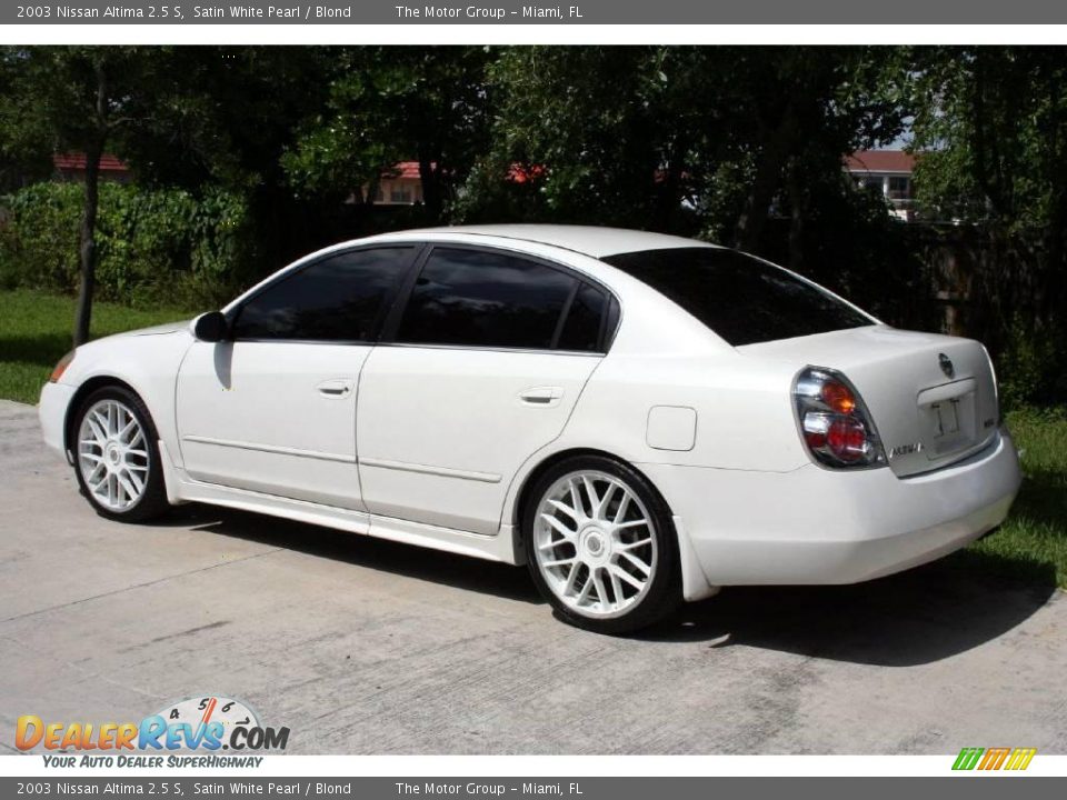 2003 Nissan Altima 2.5 S Satin White Pearl / Blond Photo #7