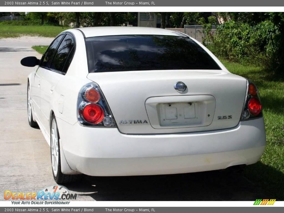 2003 Nissan altima pearl white paint #4