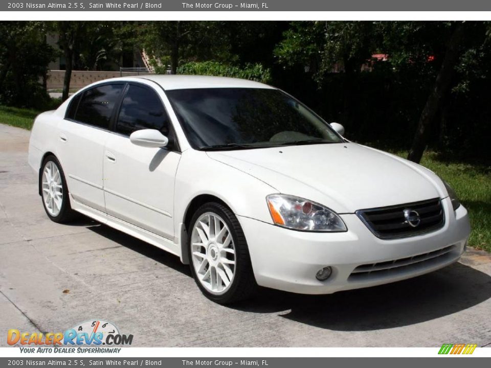 2003 Nissan Altima 2.5 S Satin White Pearl / Blond Photo #19