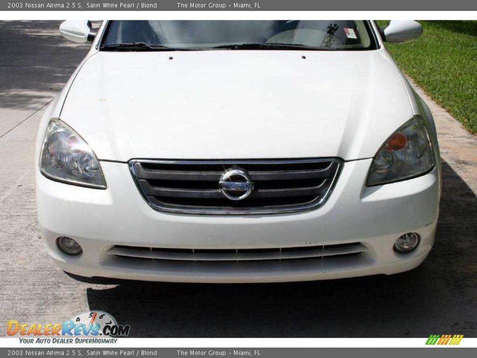 2003 Nissan Altima 2.5 S Satin White Pearl / Blond Photo #20