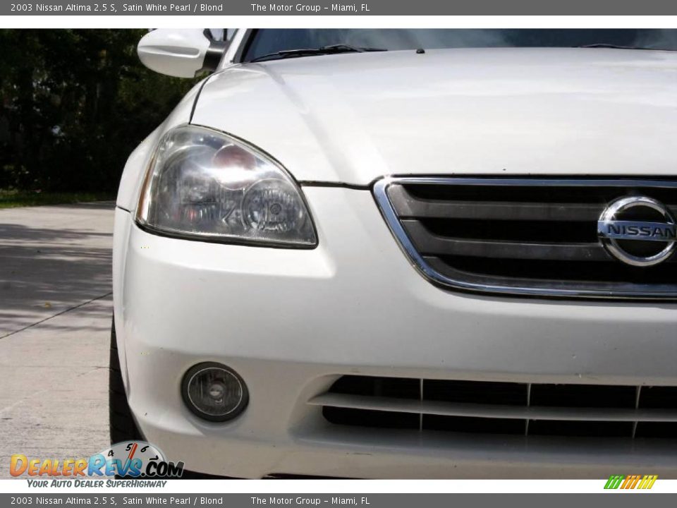 2003 Nissan Altima 2.5 S Satin White Pearl / Blond Photo #23