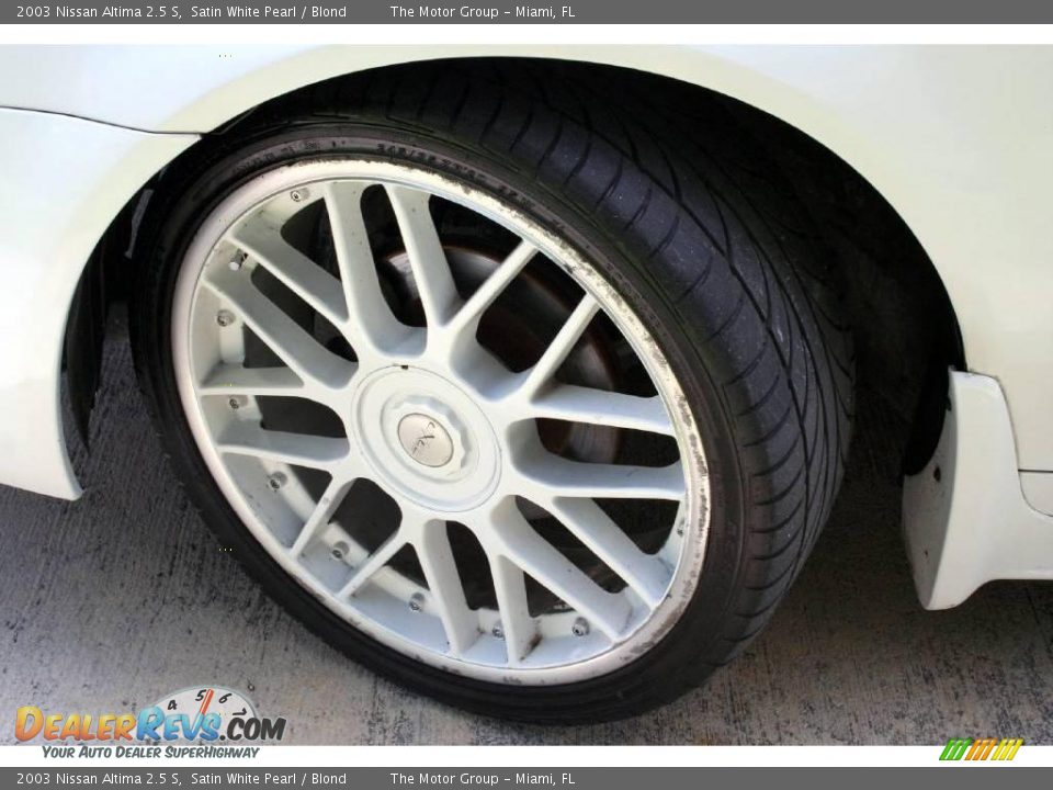 2003 Nissan Altima 2.5 S Satin White Pearl / Blond Photo #28