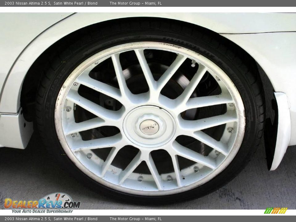 2003 Nissan Altima 2.5 S Satin White Pearl / Blond Photo #29