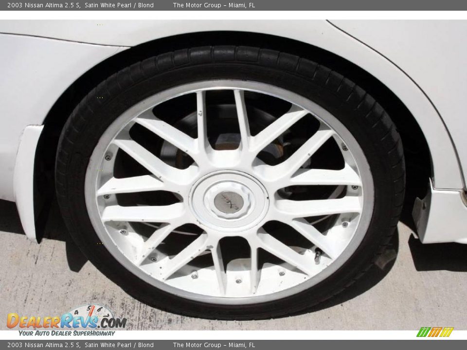 2003 Nissan Altima 2.5 S Satin White Pearl / Blond Photo #30