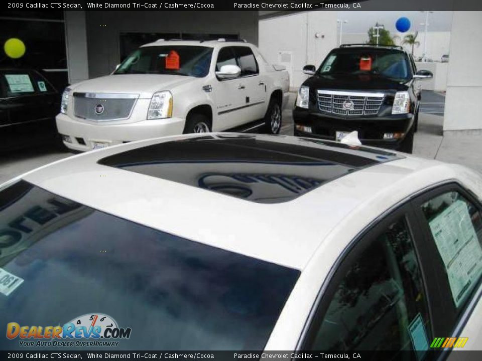 2009 Cadillac CTS Sedan White Diamond Tri-Coat / Cashmere/Cocoa Photo #10