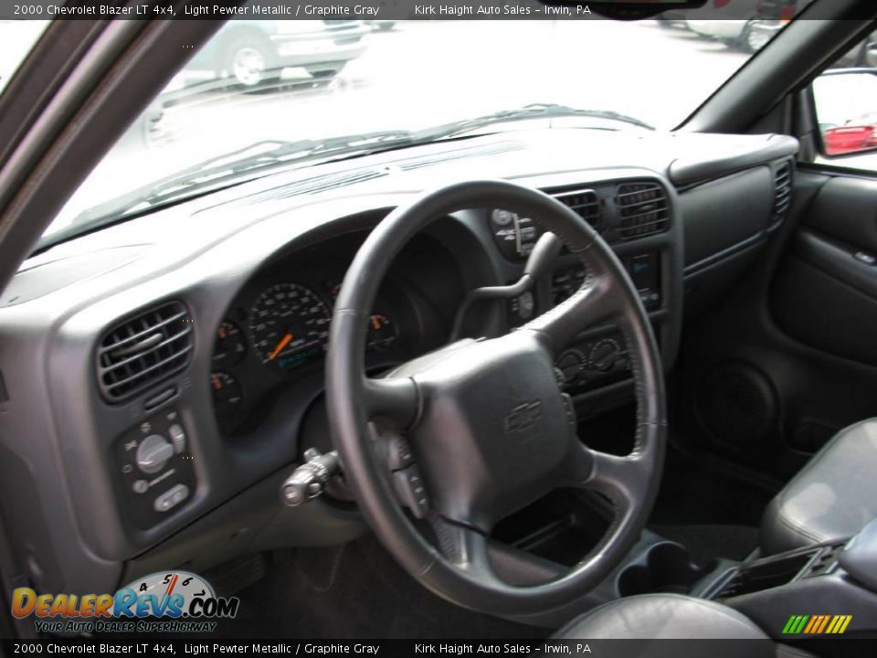 2000 Chevrolet Blazer LT 4x4 Light Pewter Metallic / Graphite Gray Photo #13