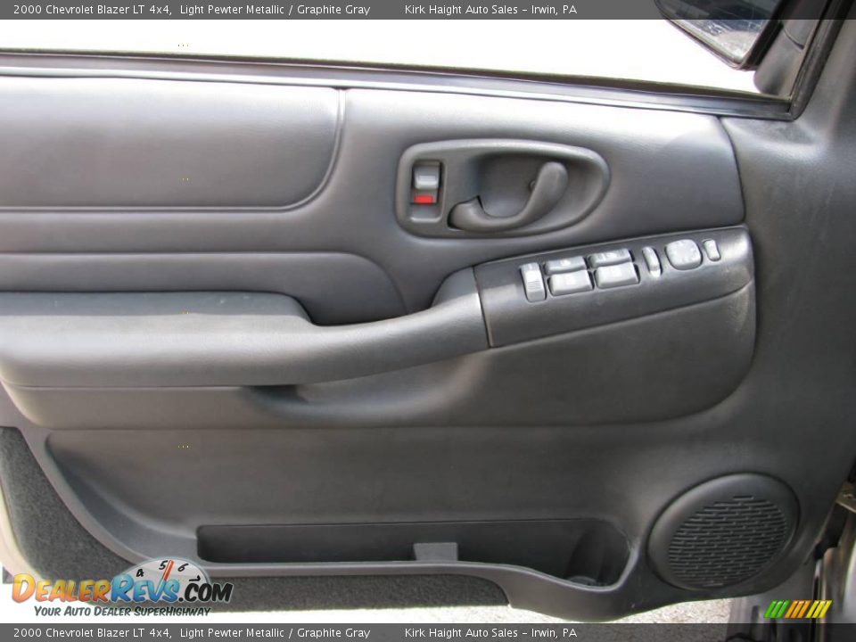 2000 Chevrolet Blazer LT 4x4 Light Pewter Metallic / Graphite Gray Photo #14