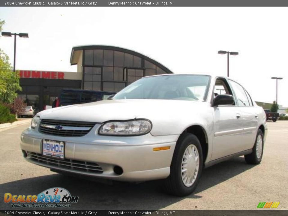 2004 Chevrolet Classic Galaxy Silver Metallic / Gray Photo #2