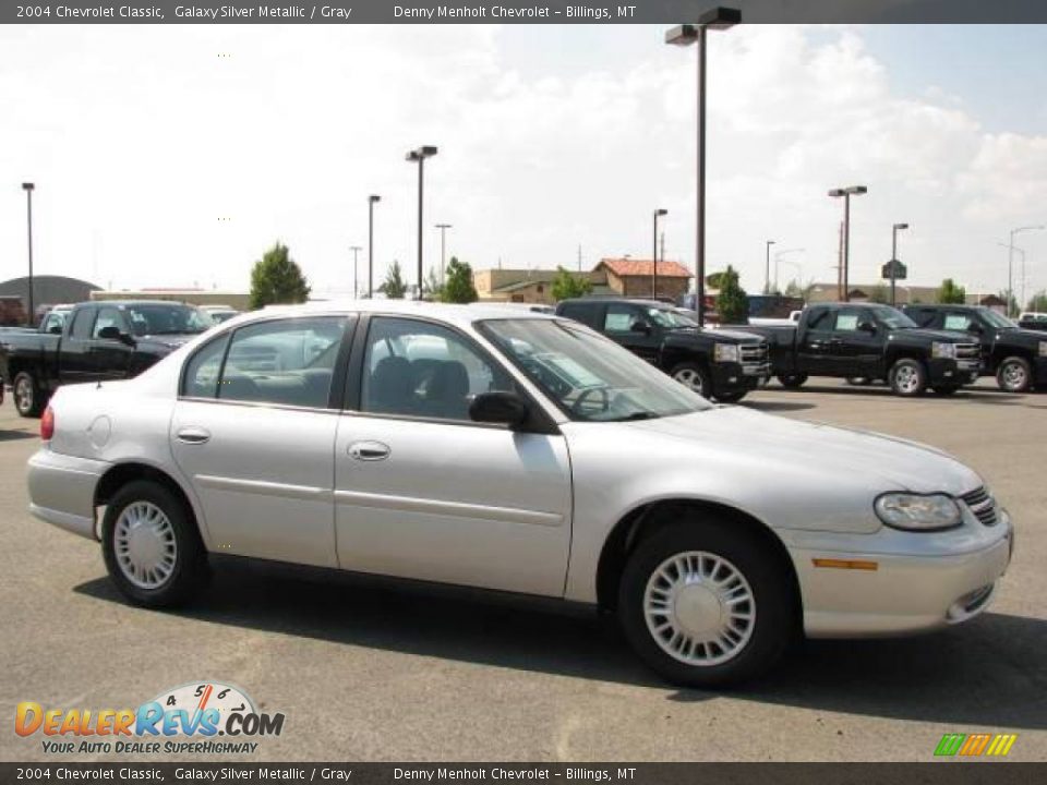 2004 Chevrolet Classic Galaxy Silver Metallic / Gray Photo #3