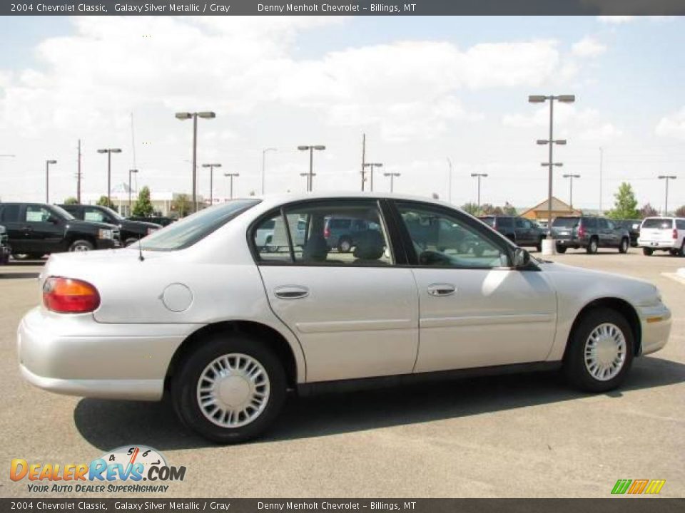 2004 Chevrolet Classic Galaxy Silver Metallic / Gray Photo #4
