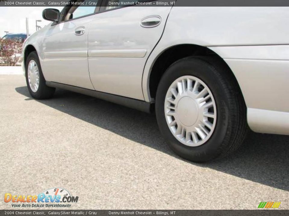 2004 Chevrolet Classic Galaxy Silver Metallic / Gray Photo #6