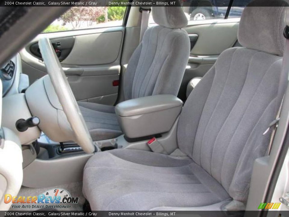 2004 Chevrolet Classic Galaxy Silver Metallic / Gray Photo #8