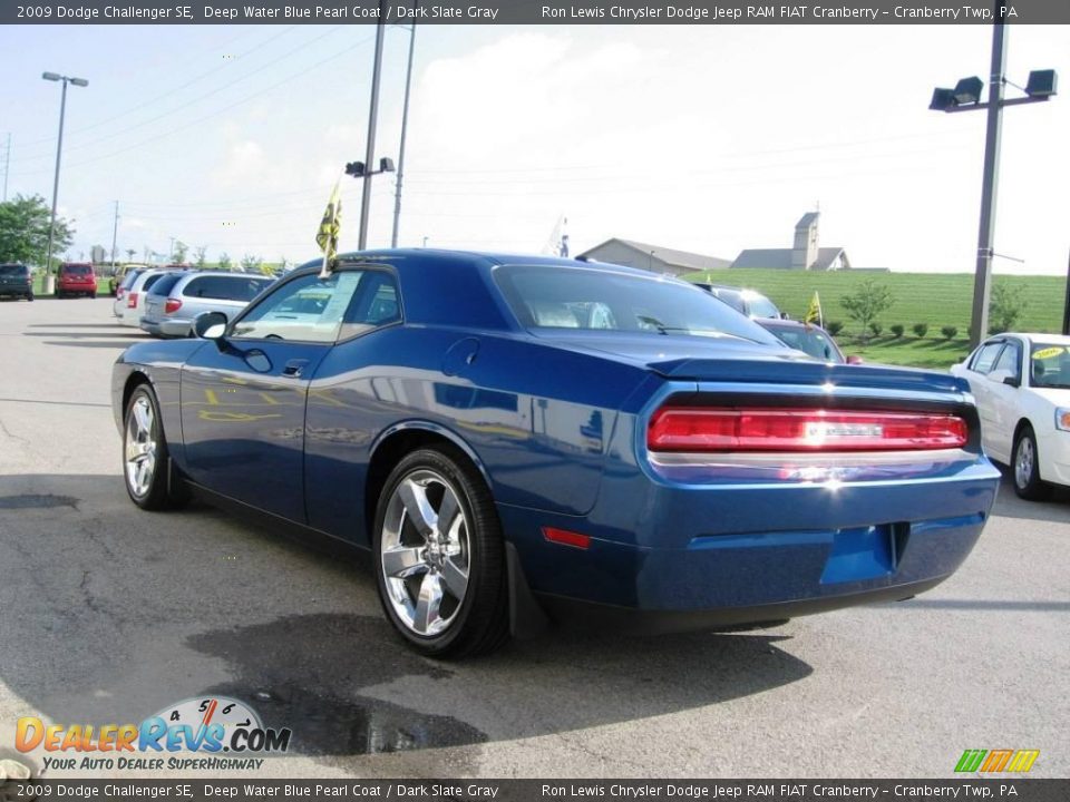 2009 Dodge Challenger SE Deep Water Blue Pearl Coat / Dark Slate Gray Photo #4