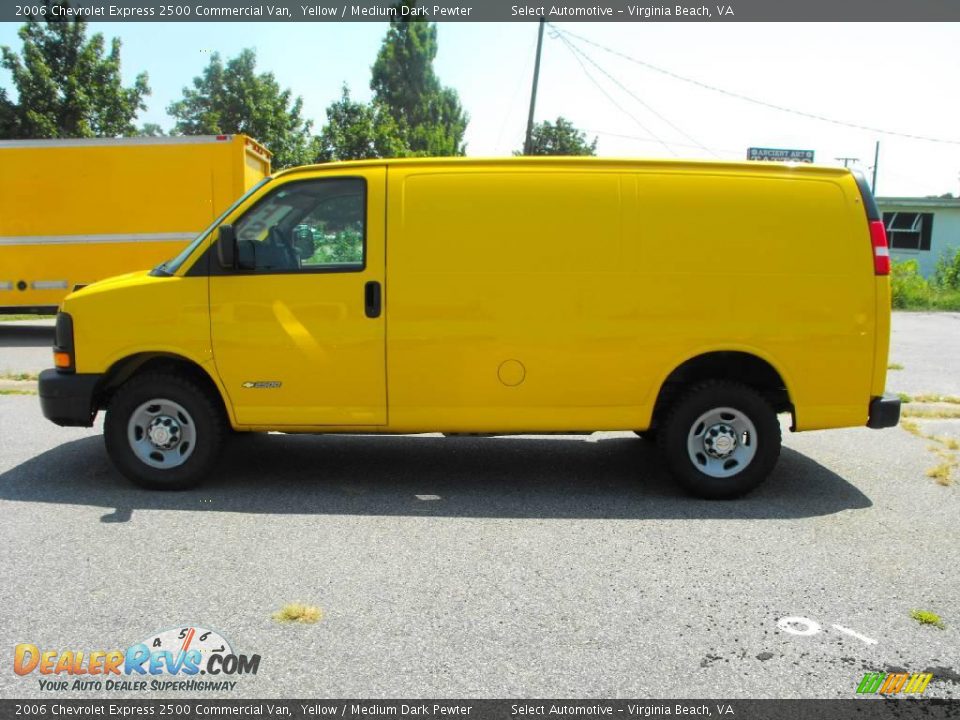 2006 Chevrolet Express 2500 Commercial Van Yellow / Medium Dark Pewter Photo #9