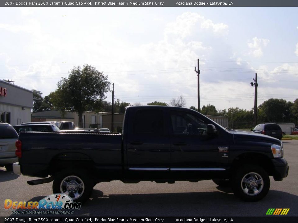 2007 Dodge Ram 2500 Laramie Quad Cab 4x4 Patriot Blue Pearl / Medium Slate Gray Photo #2
