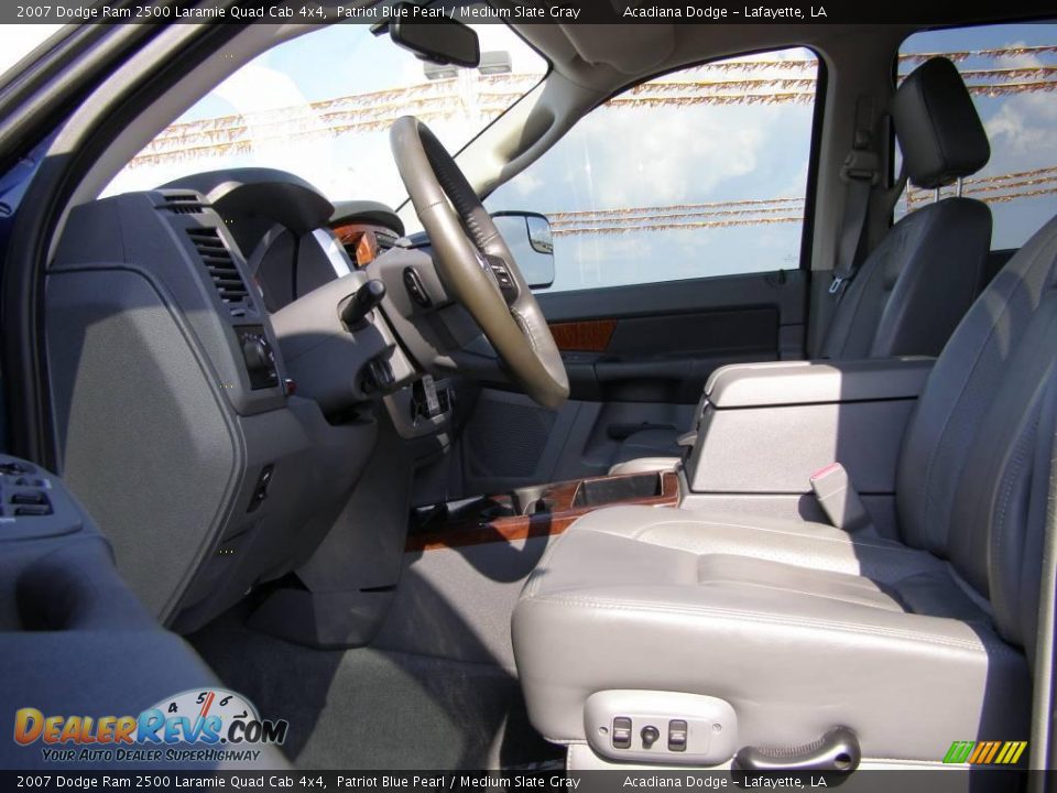 2007 Dodge Ram 2500 Laramie Quad Cab 4x4 Patriot Blue Pearl / Medium Slate Gray Photo #9