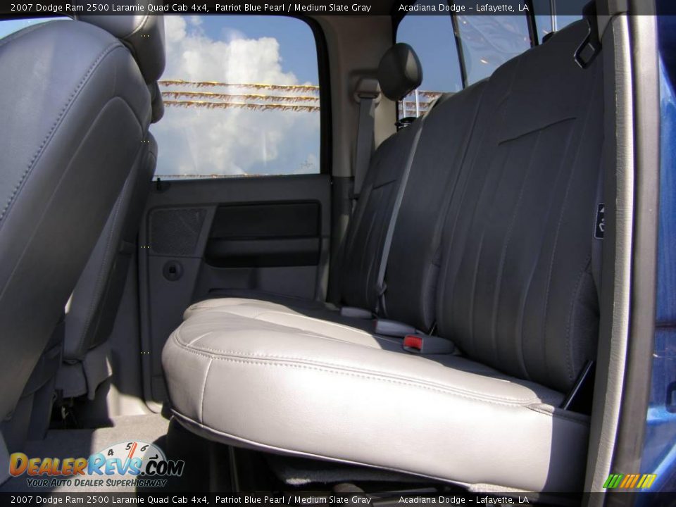 2007 Dodge Ram 2500 Laramie Quad Cab 4x4 Patriot Blue Pearl / Medium Slate Gray Photo #10