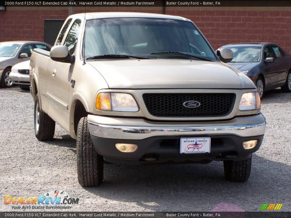 2000 Ford F150 XLT Extended Cab 4x4 Harvest Gold Metallic / Medium Parchment Photo #4