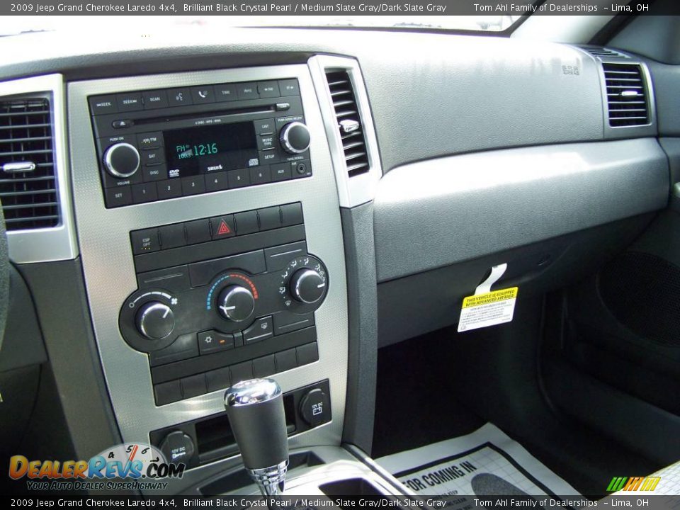 2009 Jeep Grand Cherokee Laredo 4x4 Brilliant Black Crystal Pearl / Medium Slate Gray/Dark Slate Gray Photo #19