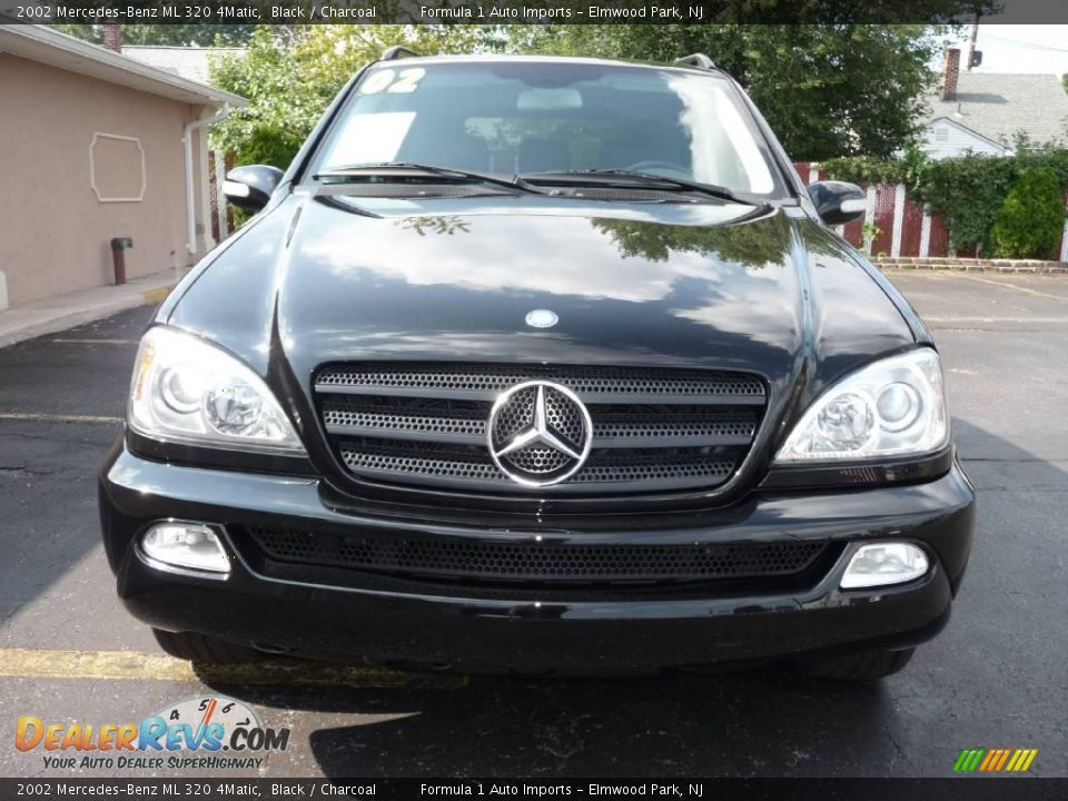 2002 Mercedes-Benz ML 320 4Matic Black / Charcoal Photo #13