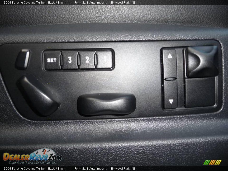 2004 Porsche Cayenne Turbo Black / Black Photo #16