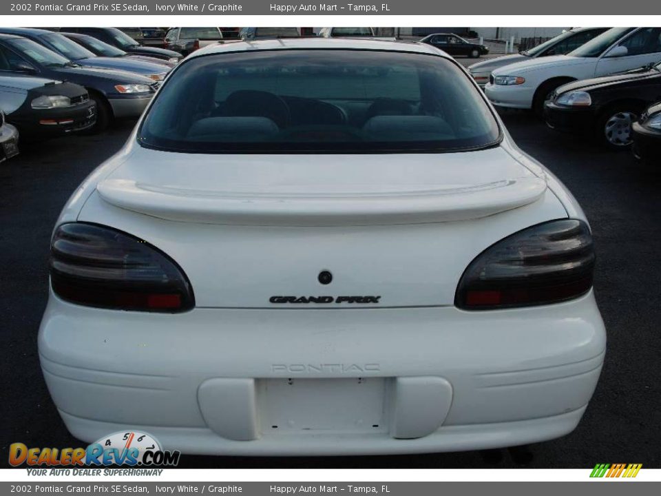 2002 Pontiac Grand Prix SE Sedan Ivory White / Graphite Photo #7