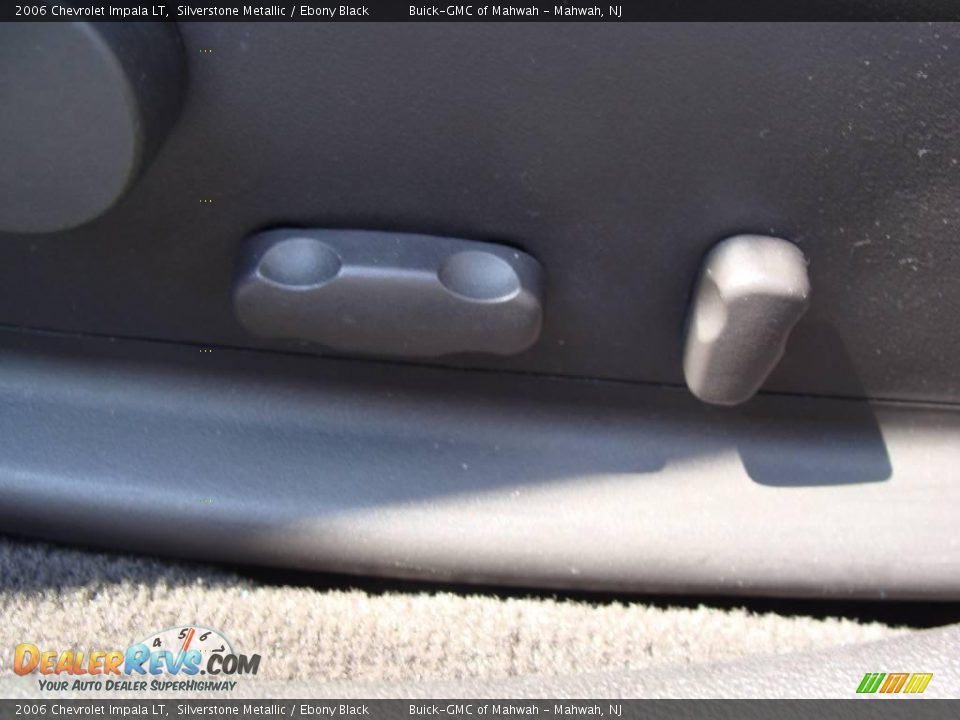 2006 Chevrolet Impala LT Silverstone Metallic / Ebony Black Photo #12