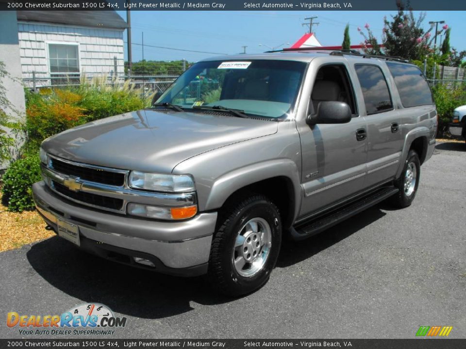 2000 Chevrolet Suburban 1500 LS 4x4 Light Pewter Metallic / Medium Gray Photo #3