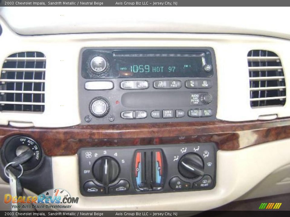 2003 Chevrolet Impala Sandrift Metallic / Neutral Beige Photo #14