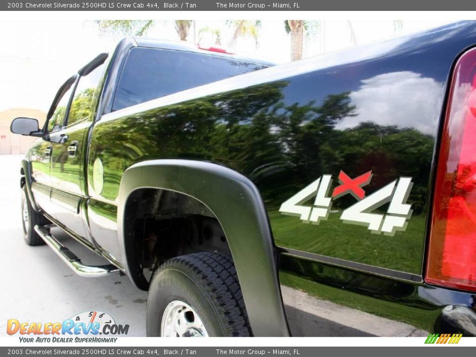 2003 Chevrolet Silverado 2500HD LS Crew Cab 4x4 Black / Tan Photo #16