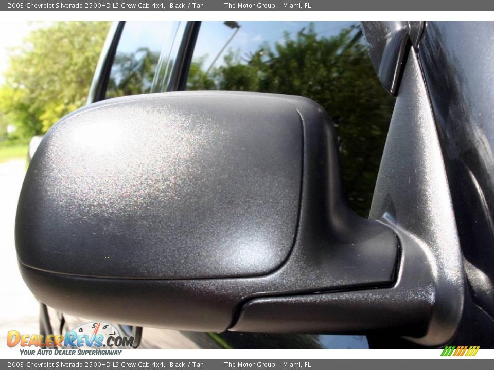 2003 Chevrolet Silverado 2500HD LS Crew Cab 4x4 Black / Tan Photo #25