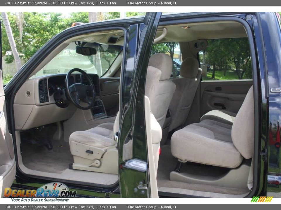 2003 Chevrolet Silverado 2500HD LS Crew Cab 4x4 Black / Tan Photo #29