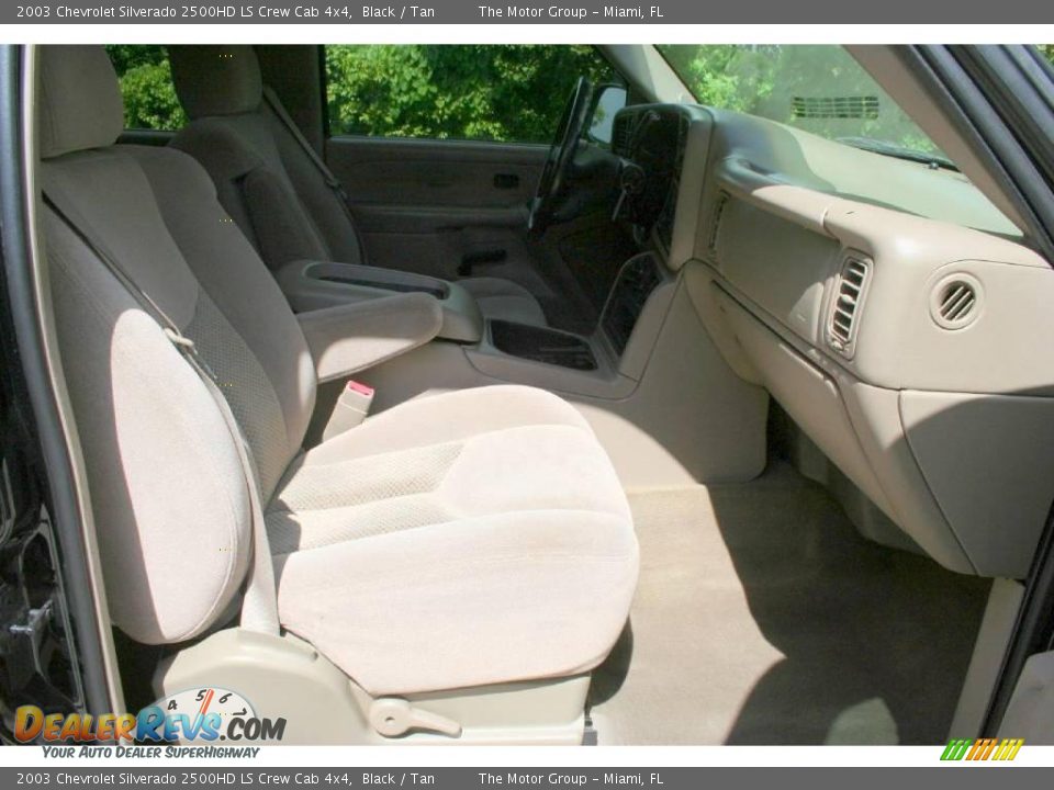 2003 Chevrolet Silverado 2500HD LS Crew Cab 4x4 Black / Tan Photo #36