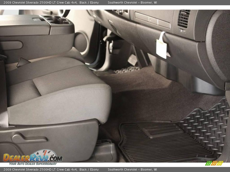 2009 Chevrolet Silverado 2500HD LT Crew Cab 4x4 Black / Ebony Photo #4