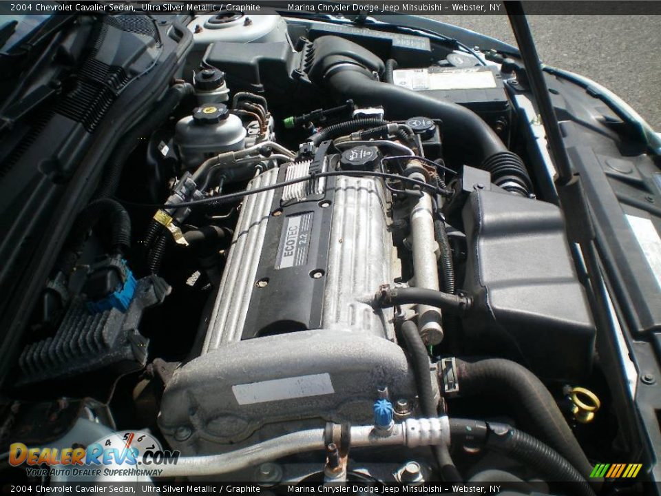 2004 Chevrolet Cavalier Sedan Ultra Silver Metallic / Graphite Photo #22