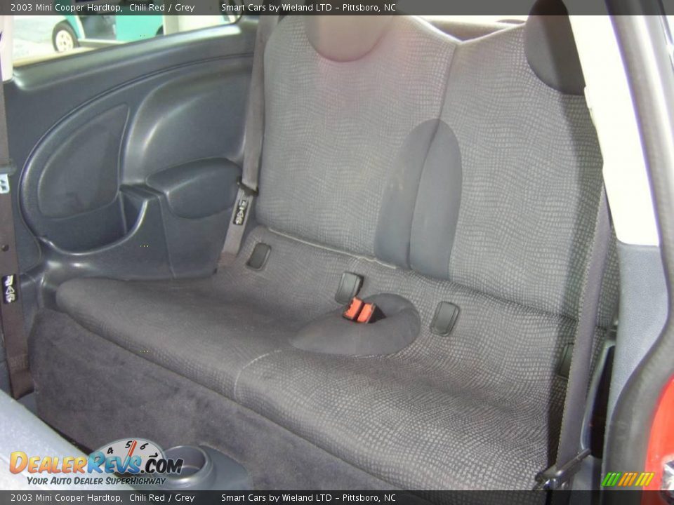 2003 Mini Cooper Hardtop Chili Red / Grey Photo #19