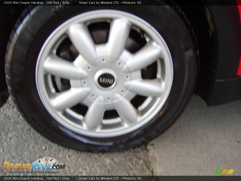 2003 Mini Cooper Hardtop Chili Red / Grey Photo #31
