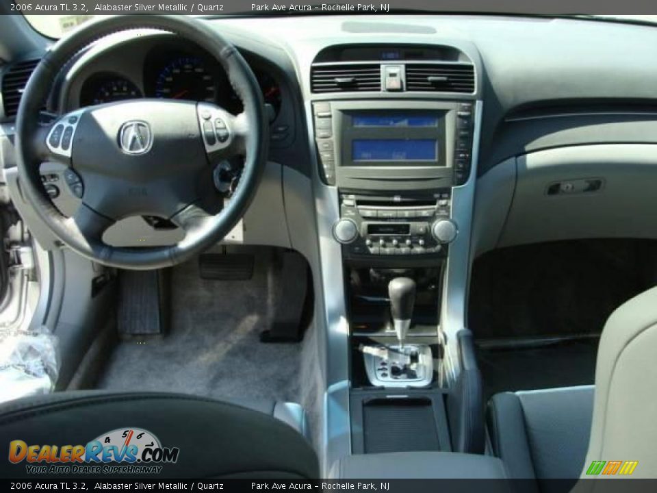 2006 Acura TL 3.2 Alabaster Silver Metallic / Quartz Photo #9