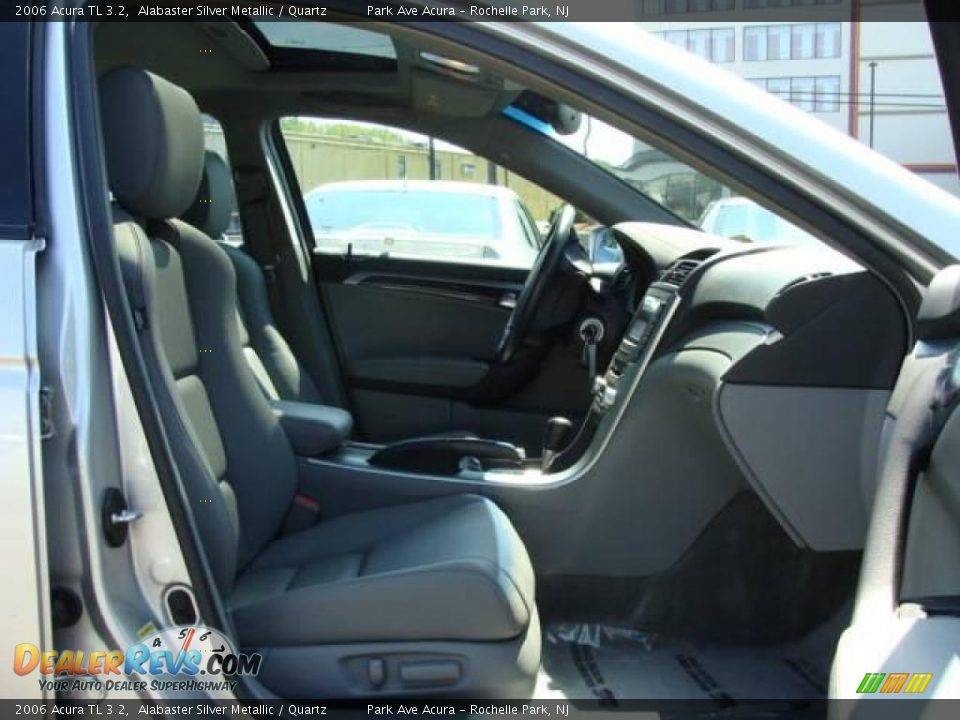 2006 Acura TL 3.2 Alabaster Silver Metallic / Quartz Photo #19