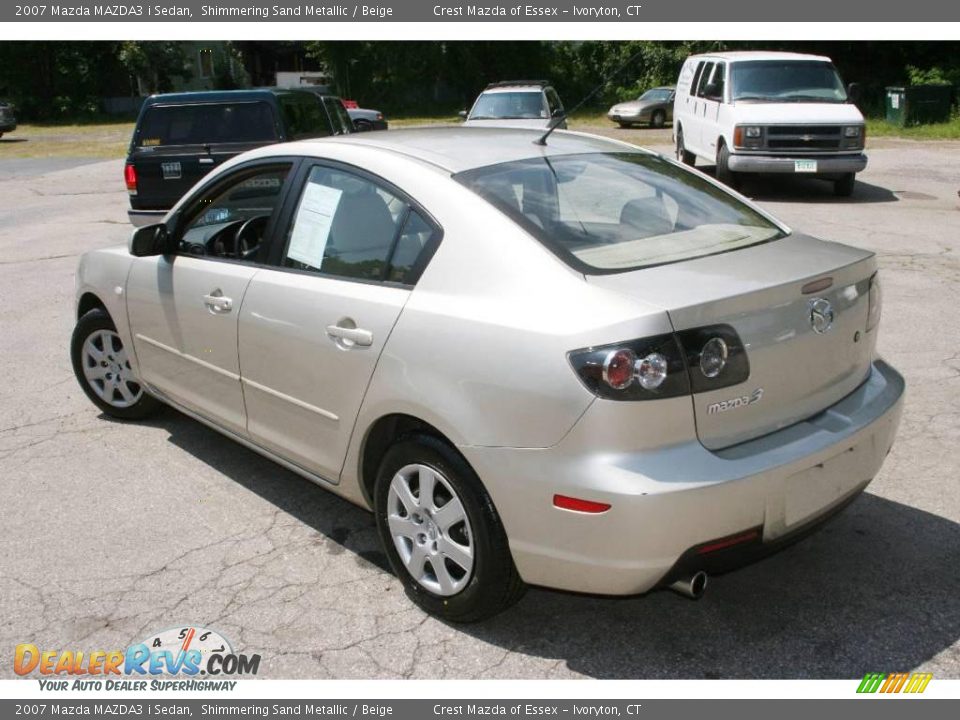 2007 Mazda MAZDA3 i Sedan Shimmering Sand Metallic / Beige Photo #8