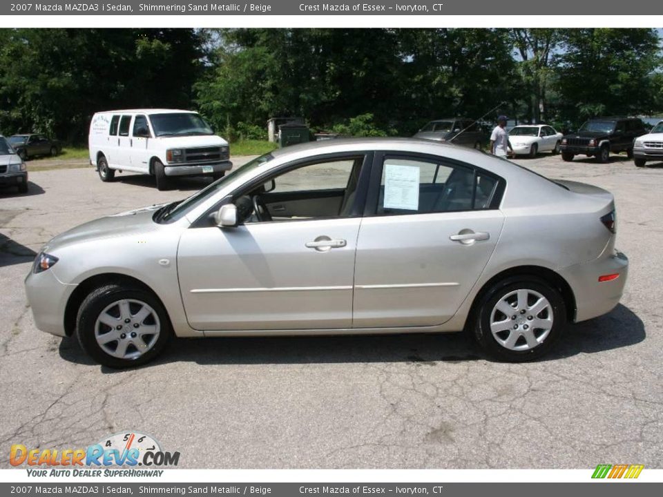 2007 Mazda MAZDA3 i Sedan Shimmering Sand Metallic / Beige Photo #9