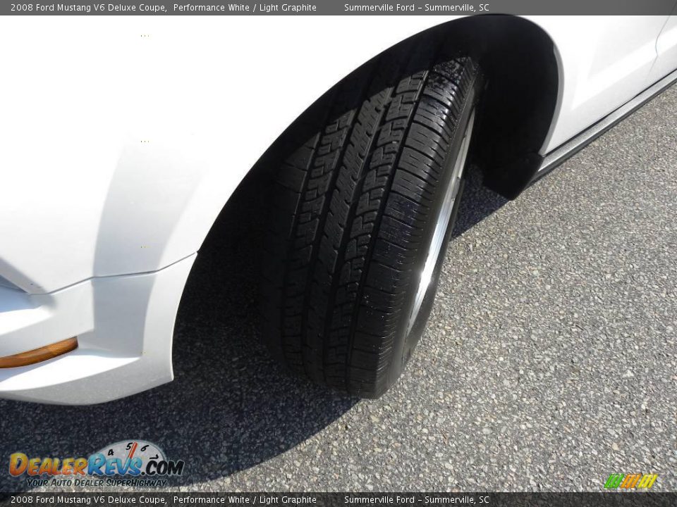 2008 Ford Mustang V6 Deluxe Coupe Performance White / Light Graphite Photo #13