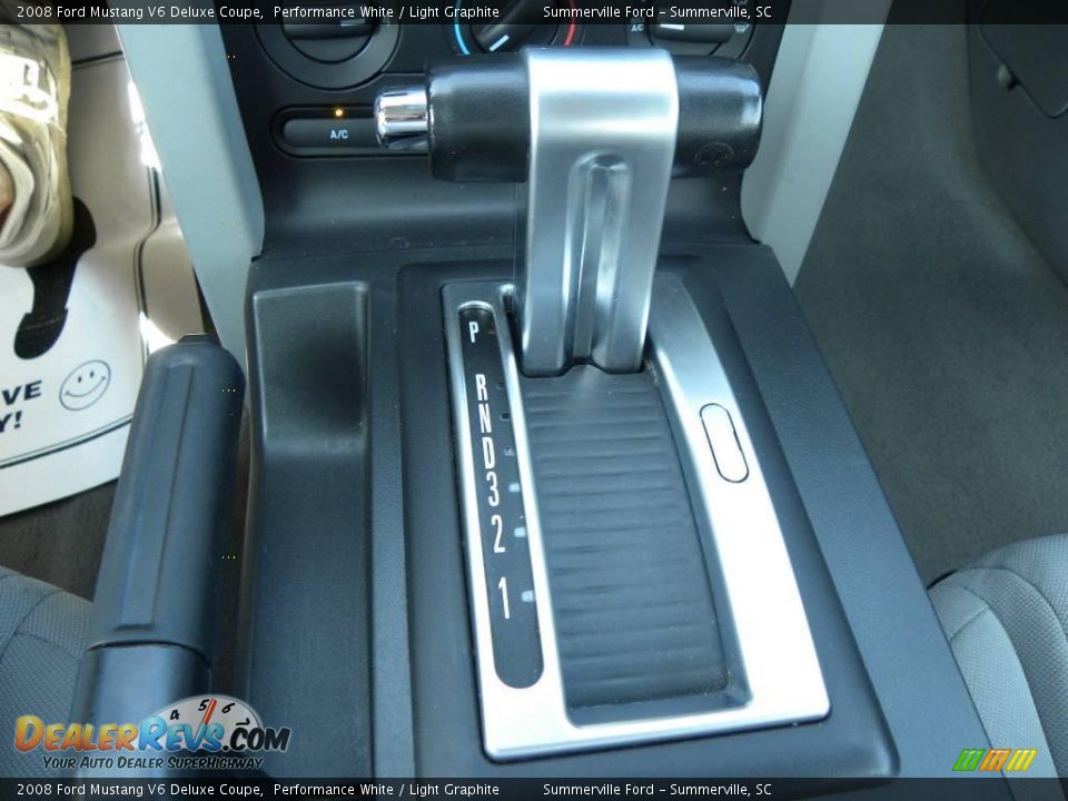 2008 Ford Mustang V6 Deluxe Coupe Performance White / Light Graphite Photo #15