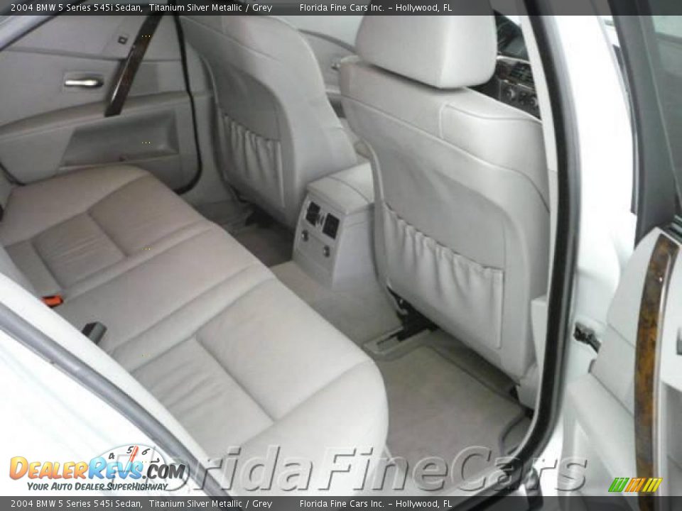 2004 BMW 5 Series 545i Sedan Titanium Silver Metallic / Grey Photo #16