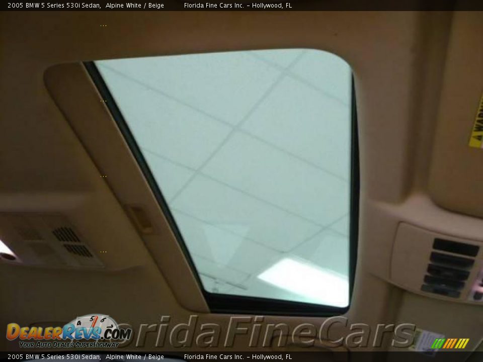 2005 BMW 5 Series 530i Sedan Alpine White / Beige Photo #19