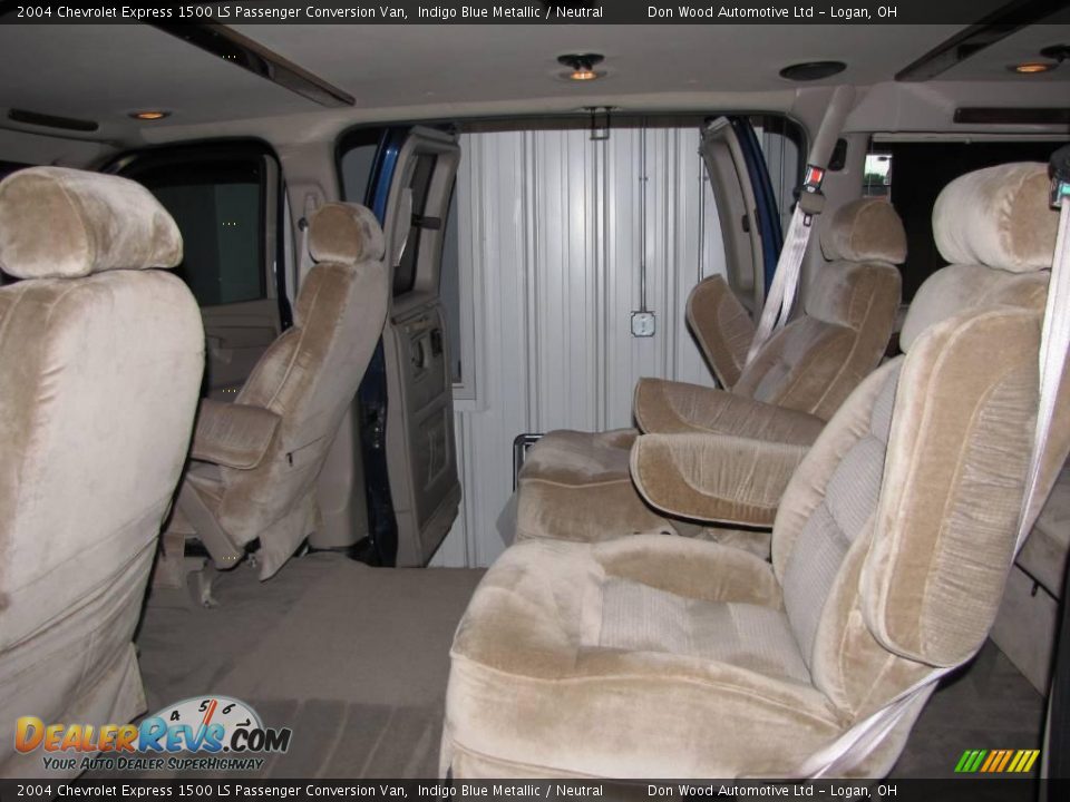 2004 Chevrolet Express 1500 LS Passenger Conversion Van Indigo Blue Metallic / Neutral Photo #15