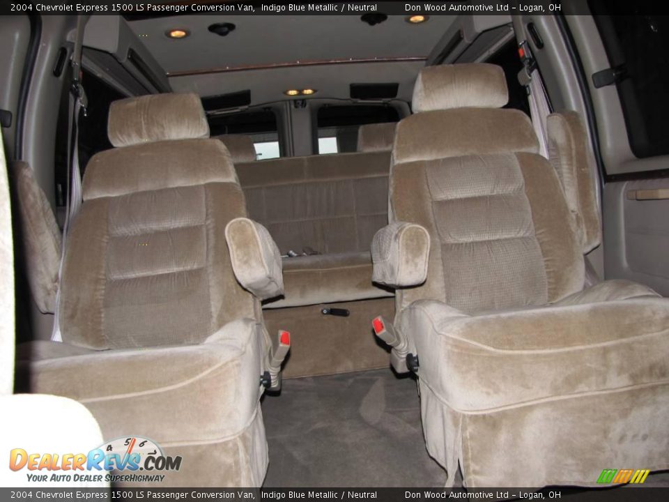 2004 Chevrolet Express 1500 LS Passenger Conversion Van Indigo Blue Metallic / Neutral Photo #18