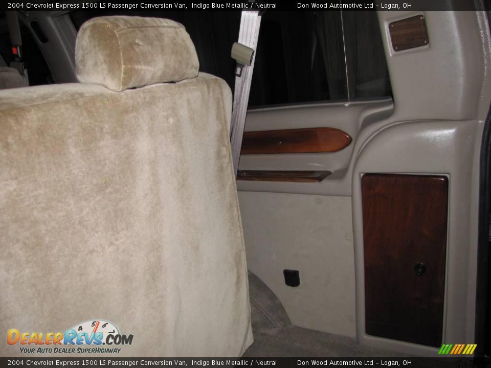 2004 Chevrolet Express 1500 LS Passenger Conversion Van Indigo Blue Metallic / Neutral Photo #19